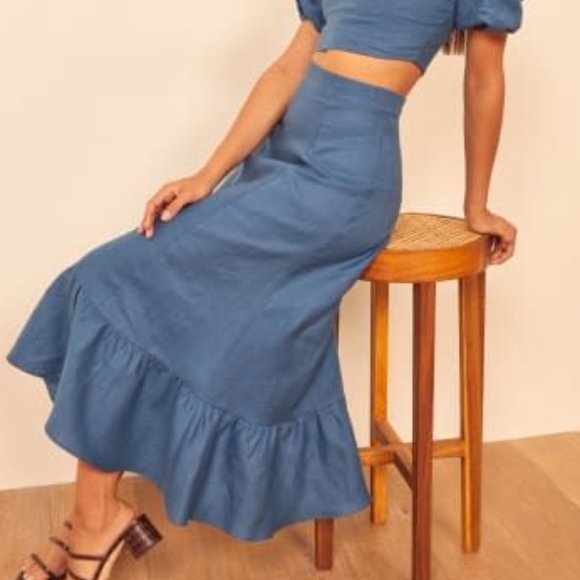 Reformation Dresses & Skirts - REFORMATION Blue Linen Yucca Skirt